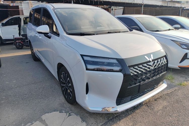 Used Wuling Starlight 730 2025 Model Plug-in Hybrid 125km Luxury Edition Exterior 1