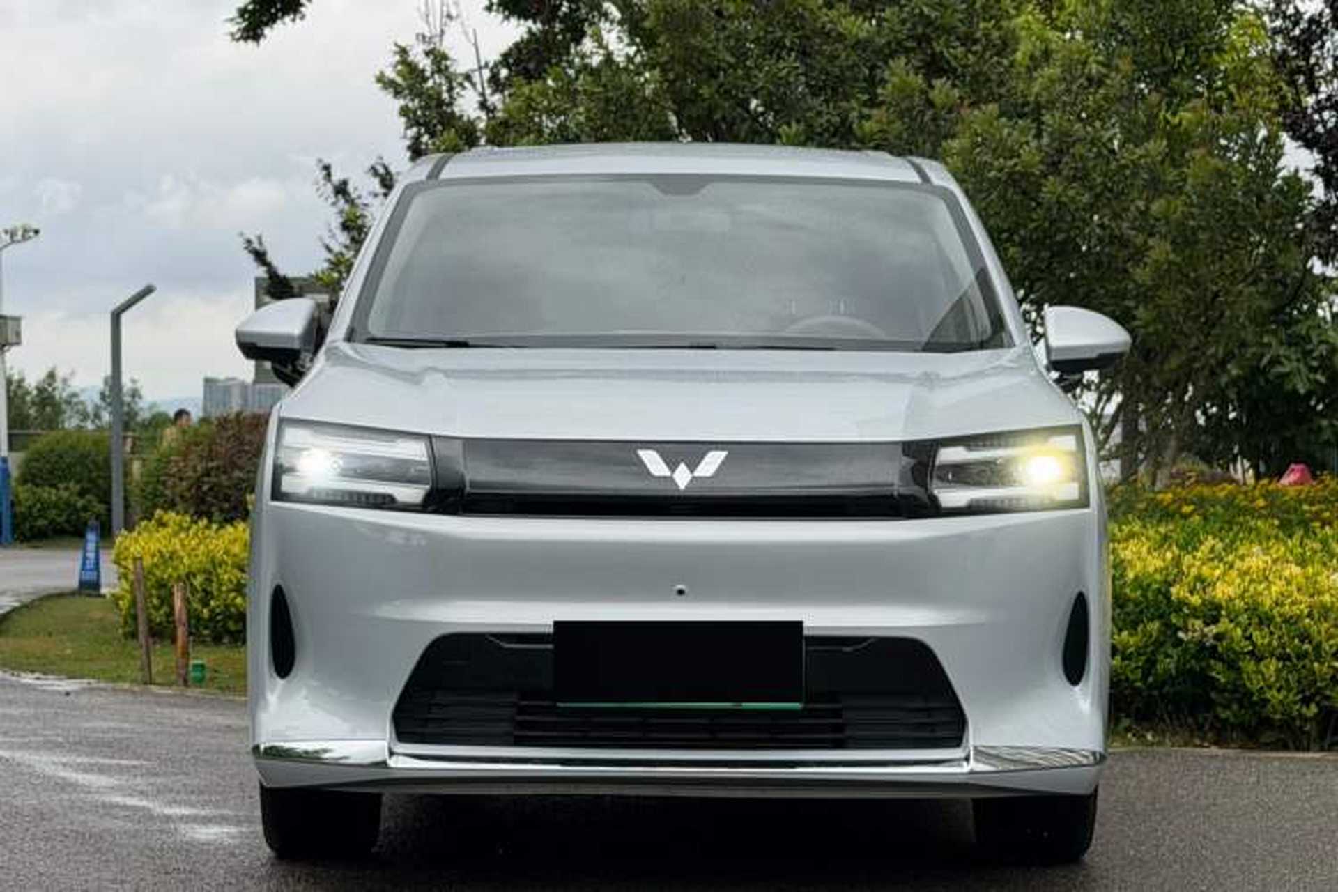 Used Wuling Starlight 730 2025 Model Pure Electric 500km Luxury Edition Exterior 3