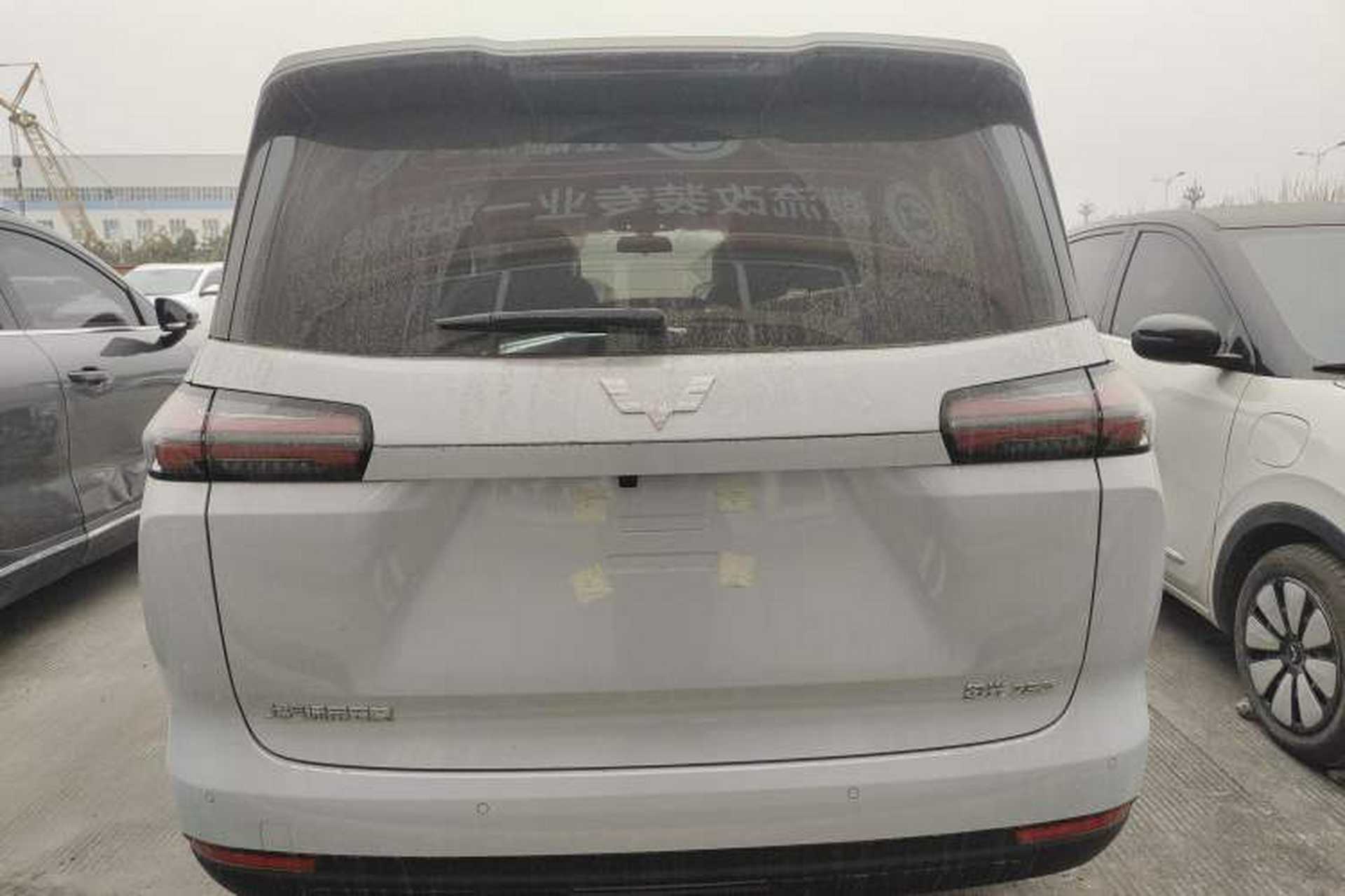 Used Wuling Starlight 730 2025 Model Plug-in Hybrid 125km Luxury Edition Exterior 4