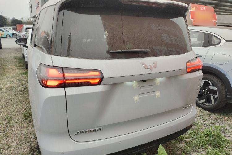 Used Wuling Starlight 730 2025 Model Plug-in Hybrid 125km Luxury Edition Exterior 4