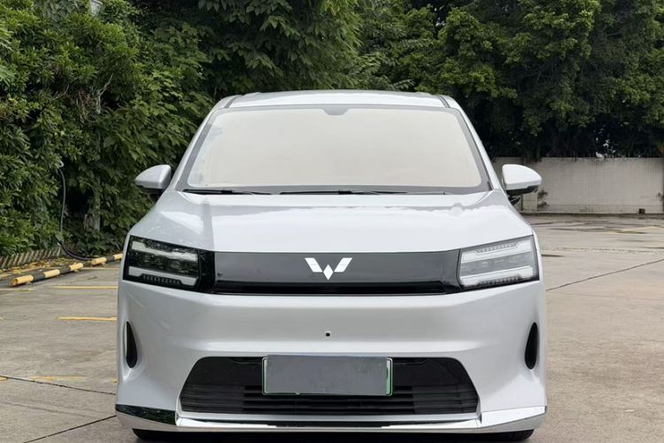 Used Wuling Starlight 730 2025 Model Pure Electric 500km Luxury Edition Exterior 6