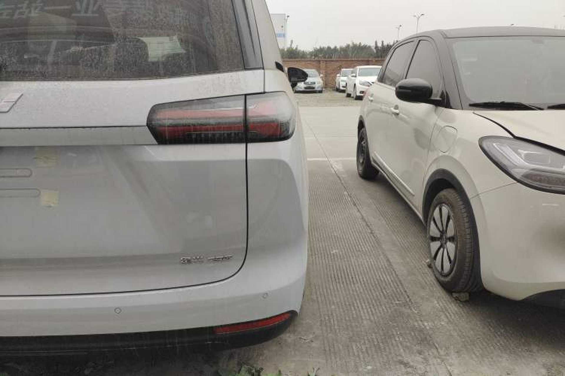 Used Wuling Starlight 730 2025 Model Plug-in Hybrid 125km Luxury Edition Exterior 6