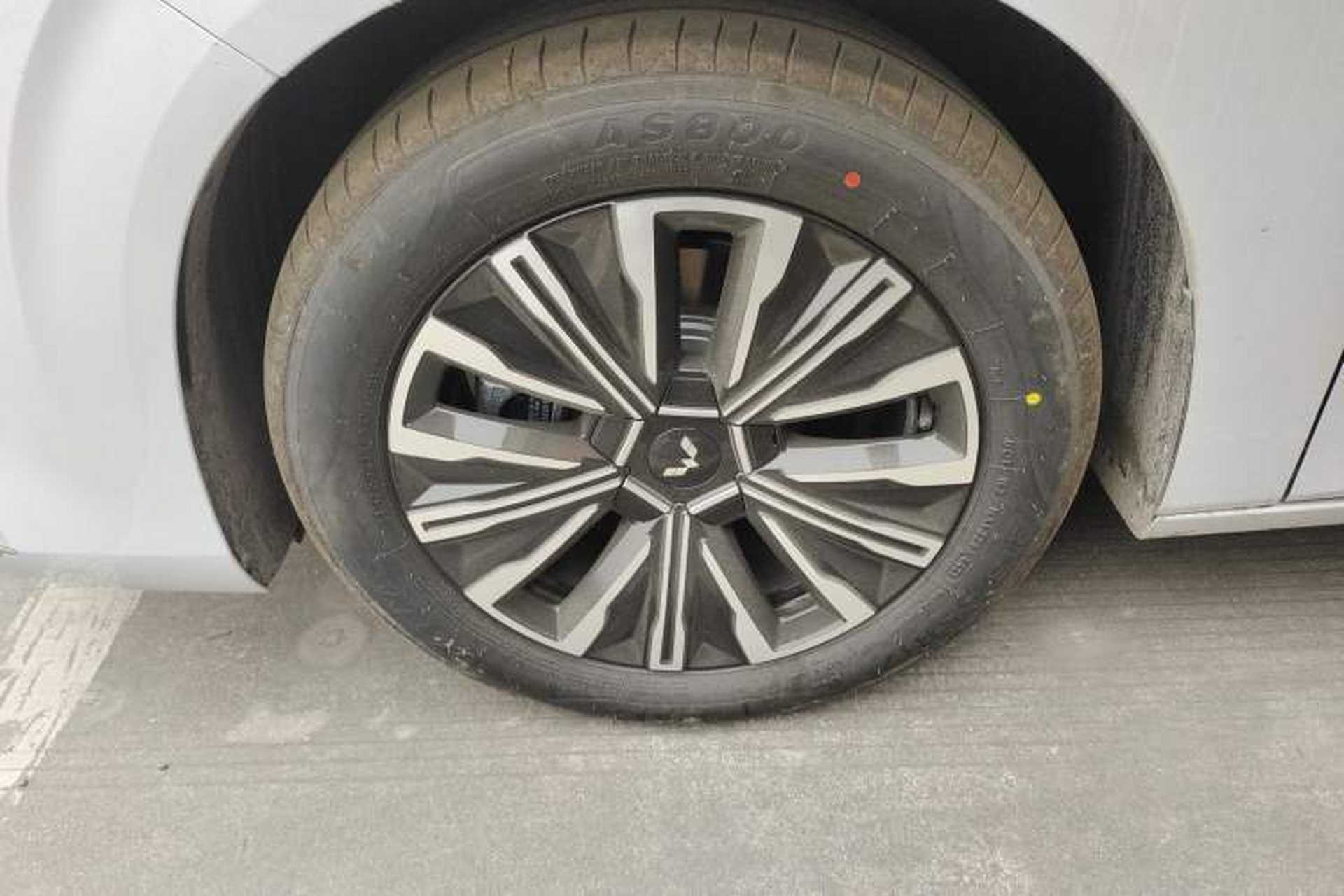 Used Wuling Starlight 730 2025 Model Plug-in Hybrid 125km Luxury Edition Exterior 7