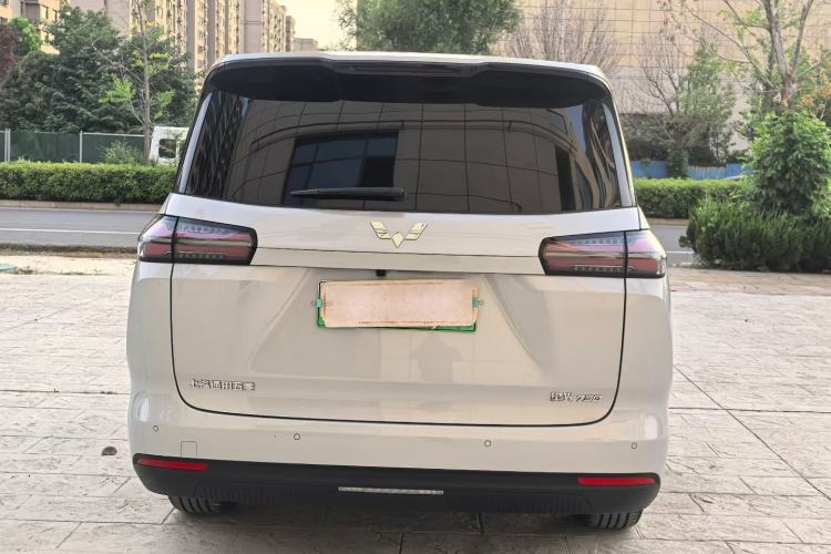 Used Wuling Starlight 730 2025 Model Plug-in Hybrid 125km Luxury Edition Exterior 7