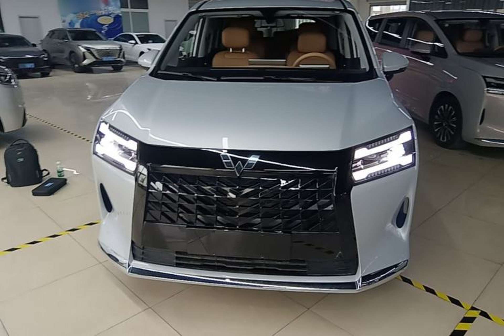 Used Wuling Starlight 730 2025 Model Plug-in Hybrid 125km Luxury Edition Front