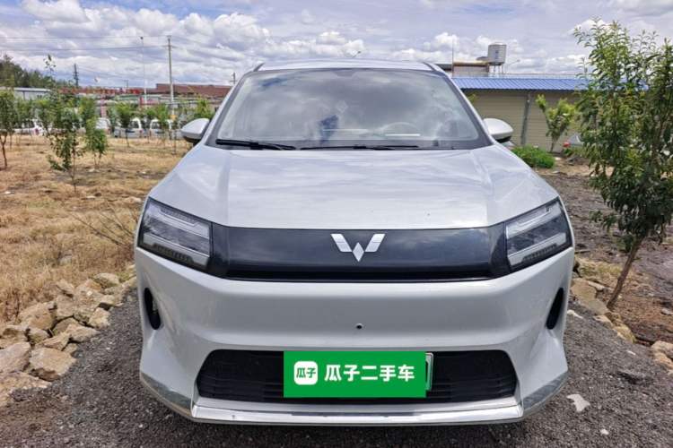 Used Wuling Starlight 730 2025 Model Pure Electric 500km Luxury Edition Front