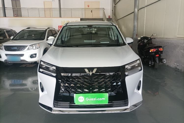 Used Wuling Starlight 730 2025 Model Plug-in Hybrid 125km Luxury Edition Front