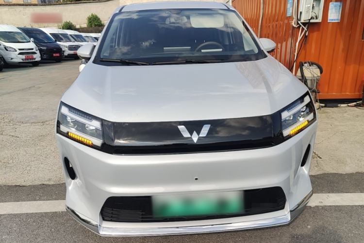 Used Wuling Starlight 730 2025 Model Pure Electric 500km Luxury Edition Front