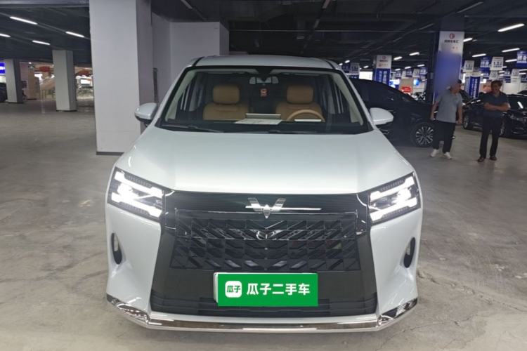 Used Wuling Starlight 730 2025 Model Plug-in Hybrid 125km Luxury Edition Front