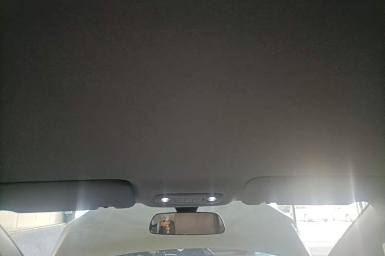Used Wuling Starlight 730 2025 Model Plug-in Hybrid 125km Luxury Edition Headliner