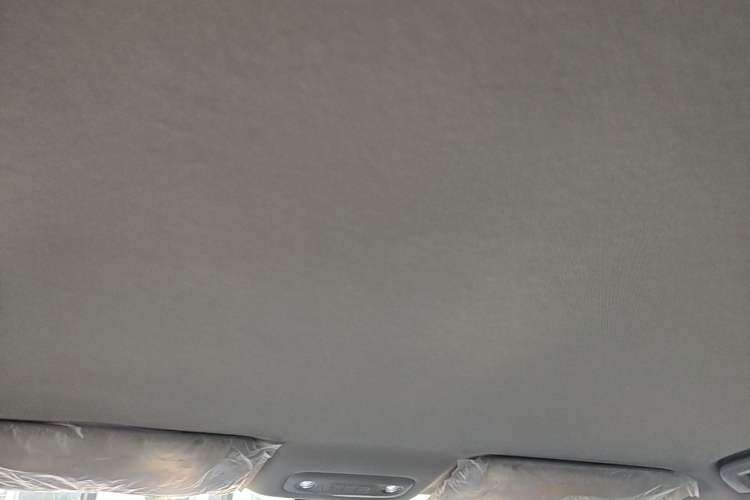 Used Wuling Starlight 730 2025 Model Plug-in Hybrid 125km Luxury Edition Headliner