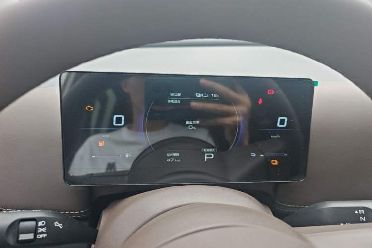 Used Wuling Starlight 730 2025 Model Plug-in Hybrid 125km Luxury Edition Instrument Cluster