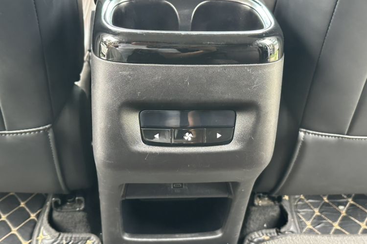 Used Wuling Starlight 730 2025 Model Pure Electric 500km Luxury Edition Interior 10
