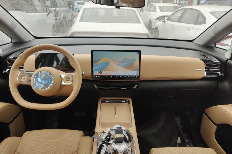 Used Wuling Starlight 730 2025 Model Plug-in Hybrid 125km Luxury Edition Interior 2