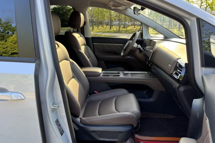 Used Wuling Starlight 730 2025 Model Pure Electric 500km Luxury Edition Interior 3