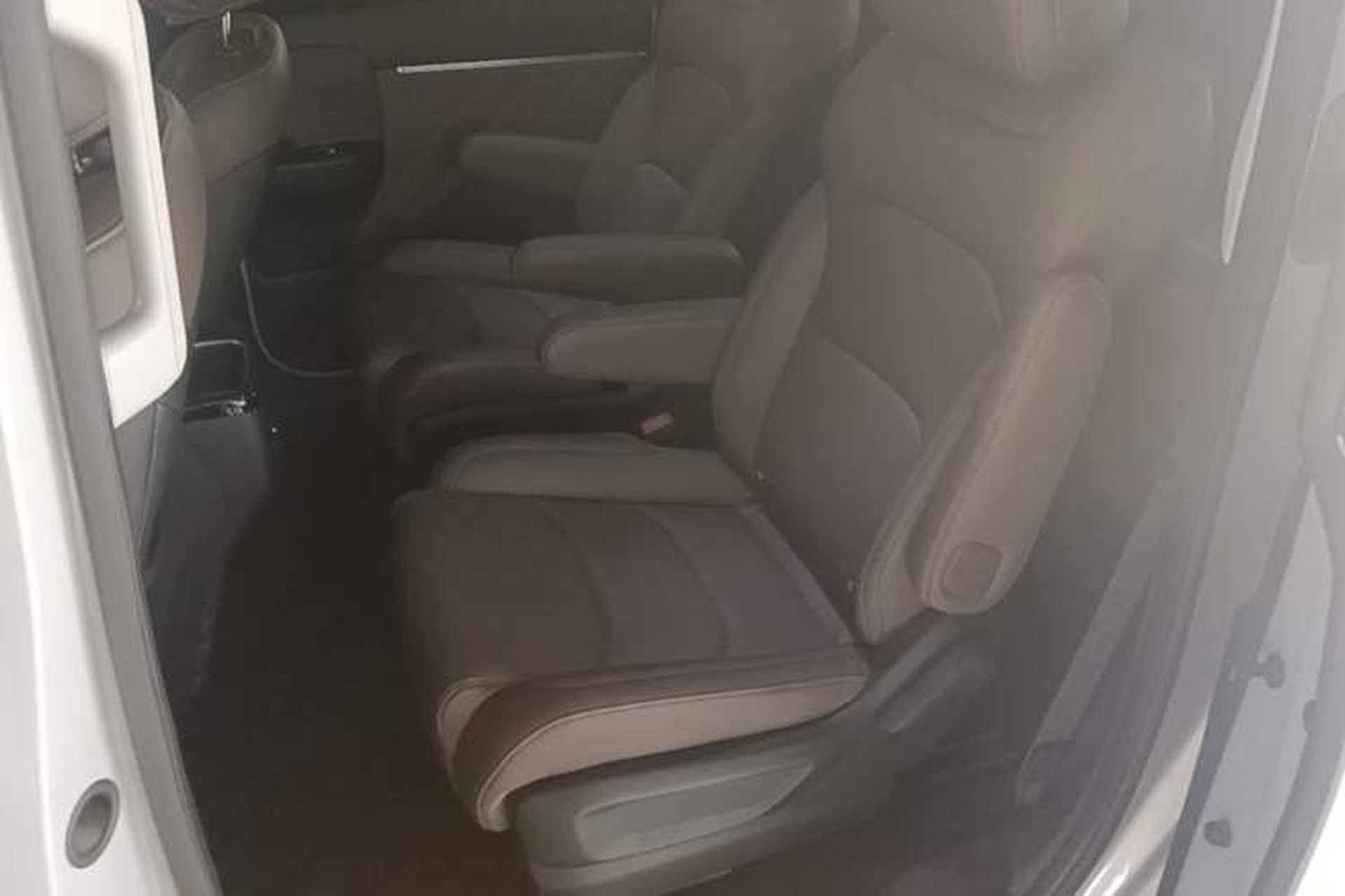 Used Wuling Starlight 730 2025 Model Plug-in Hybrid 125km Luxury Edition Left Rear Seat
