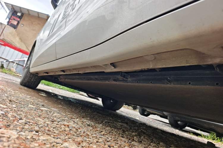 Used Wuling Starlight 730 2025 Model Pure Electric 500km Luxury Edition Left Side Sill