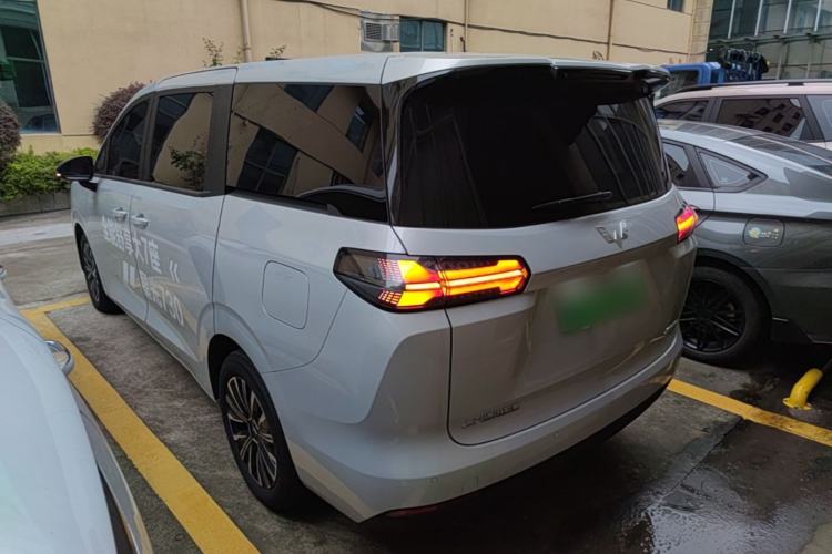 Used Wuling Starlight 730 2025 Model Plug-in Hybrid 125km Luxury Edition Rear Left 45 Deg