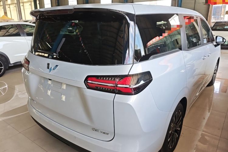 Used Wuling Starlight 730 2025 Model Pure Electric 500km Luxury Edition Rear Right 45 Deg