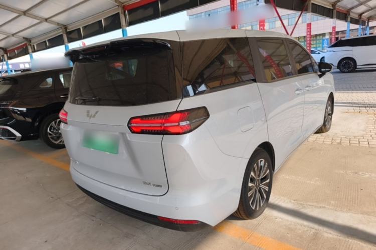 Used Wuling Starlight 730 2025 Model Plug-in Hybrid 125km Luxury Edition Rear Right 45 Deg