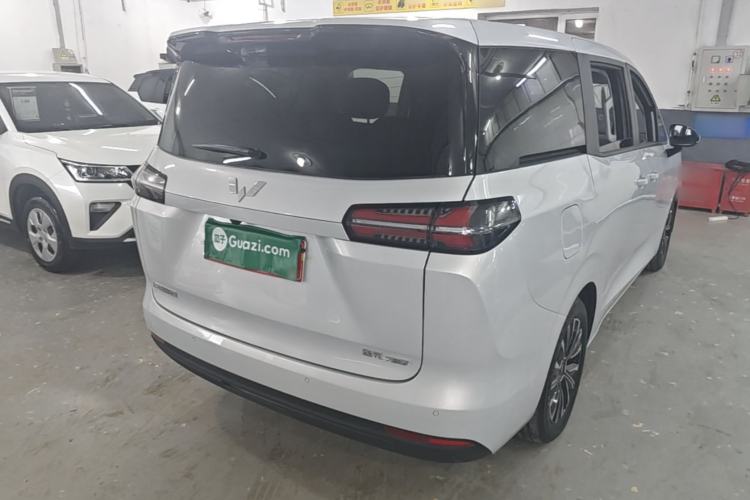 Used Wuling Starlight 730 2025 Model Plug-in Hybrid 125km Luxury Edition Rear Right 45 Deg