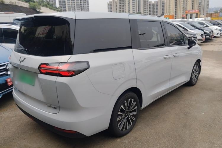 Used Wuling Starlight 730 2025 Model Plug-in Hybrid 125km Luxury Edition Rear Right 45 Deg