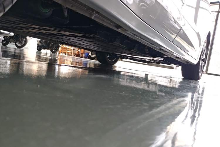 Used Wuling Starlight 730 2025 Model Plug-in Hybrid 125km Luxury Edition Right Side Sill