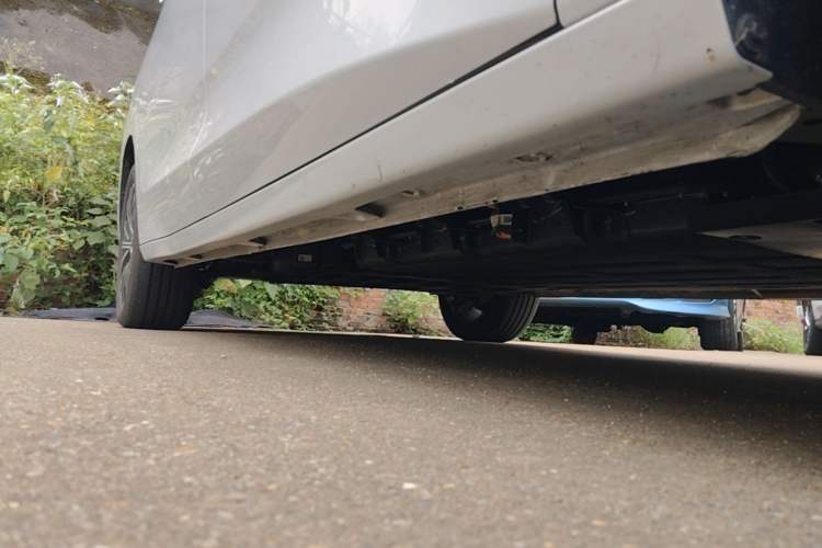 Used Wuling Starlight 730 2025 Model Plug-in Hybrid 125km Luxury Edition Right Side Sill