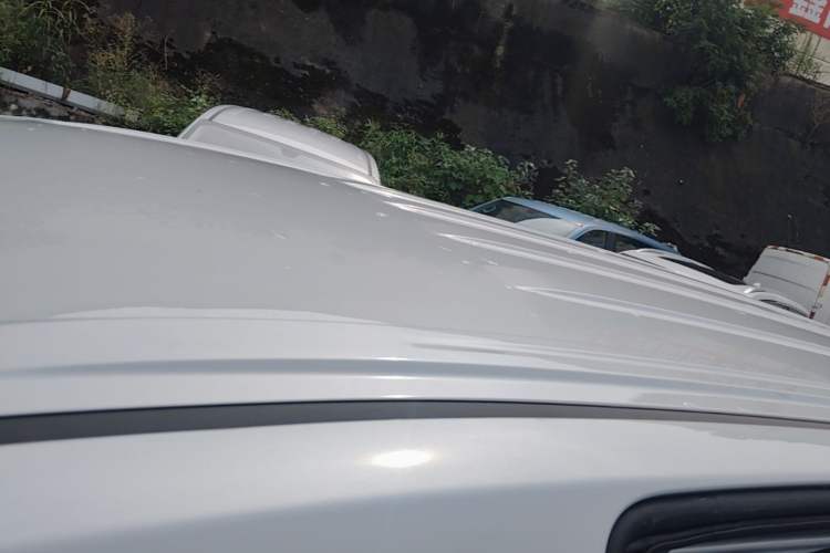 Used Wuling Starlight 730 2025 Model Plug-in Hybrid 125km Luxury Edition Roof