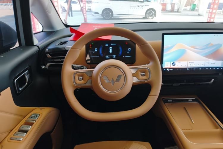 Used Wuling Starlight 730 2025 Model Plug-in Hybrid 125km Luxury Edition Steering Wheel