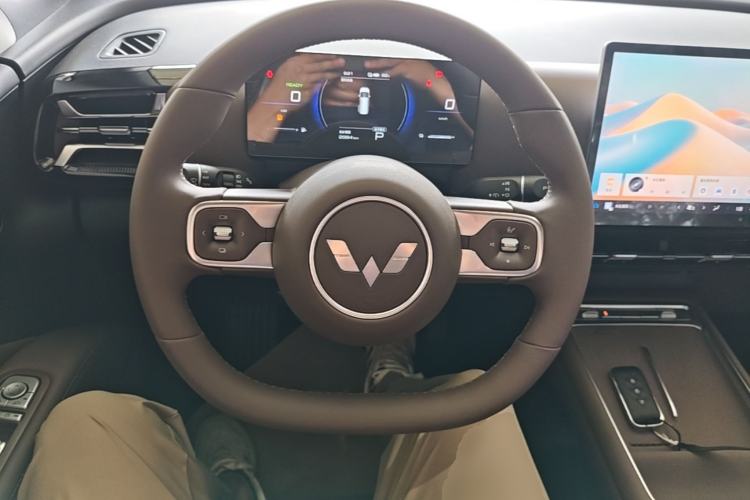 Used Wuling Starlight 730 2025 Model Plug-in Hybrid 125km Luxury Edition Steering Wheel