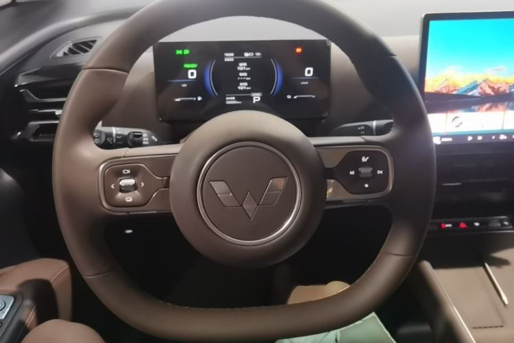 Used Wuling Starlight 730 2025 Model Plug-in Hybrid 125km Luxury Edition Steering Wheel