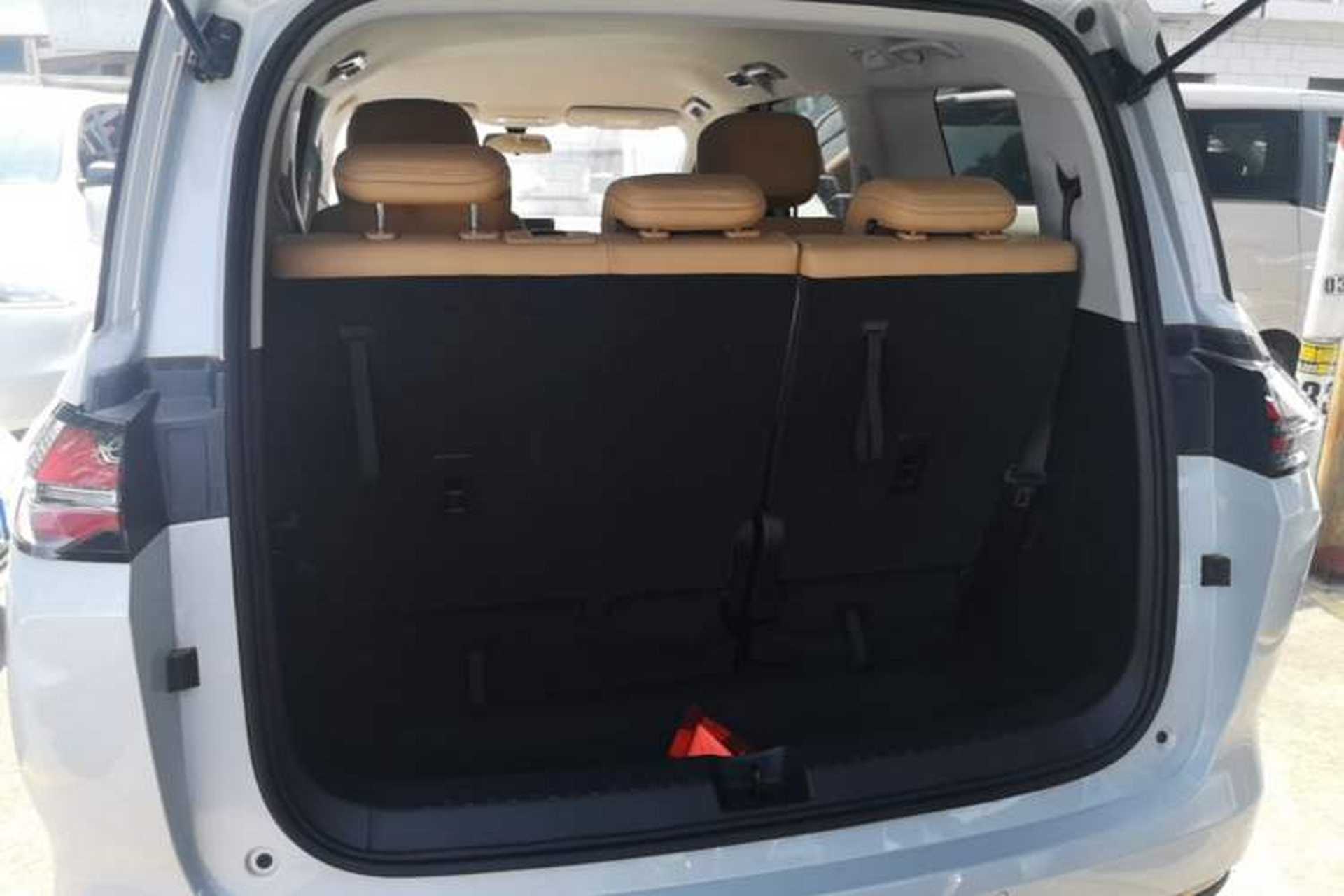 Used Wuling Starlight 730 2025 Model Plug-in Hybrid 125km Luxury Edition Trunk
