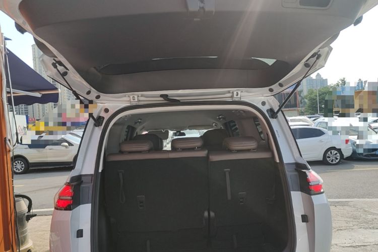 Used Wuling Starlight 730 2025 Model Pure Electric 500km Luxury Edition Trunk