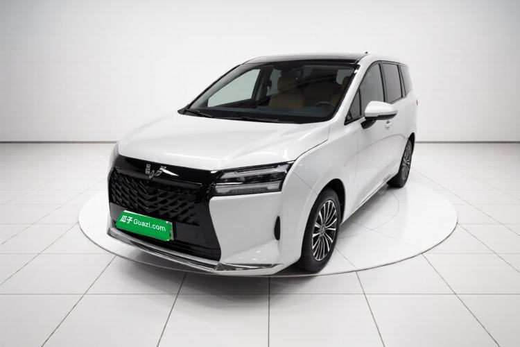 Ojetý Wuling Starlight 730 2025 Model Plug-in Hybrid 125km Luxury Edition Guazi used car, China used car export, Used car for sale, Used  cars, Cheapest cars for sale