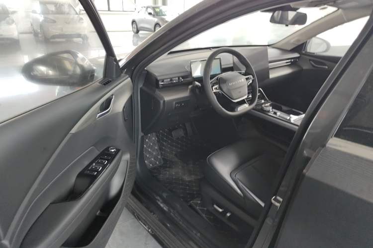 Used Wuling Xingguang 2024 Co-Creation Edition 150 Advanced Model Interior 2