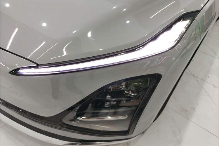 Used Wuling Xingguang 2024 Co-Creation Edition 510 Advanced Model Left Front Headlight