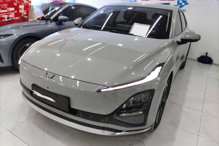 Used Wuling Xingguang 2024 Co-Creation Edition 510 Advanced Model Left Side