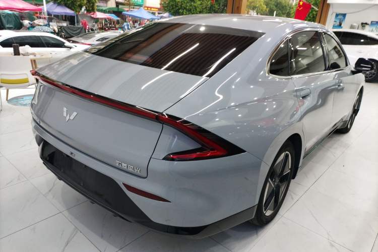 Used Wuling Xingguang 2024 Co-Creation Edition 510 Advanced Model Rear Right 45 Deg