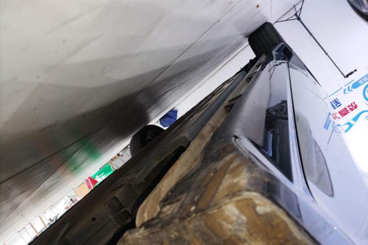 Used Wuling Xingguang 2024 Co-Creation Edition 510 Advanced Model Right Side Sill