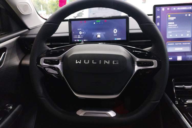 Used Wuling Xingguang 2024 Co-Creation Edition 510 Advanced Model Steering Wheel