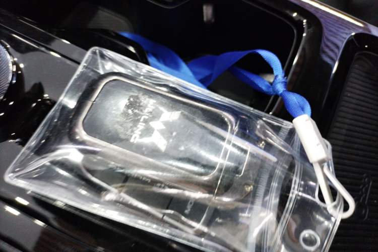 Used Wuling Xingguang 2024 Co-Creation Edition 510 Advanced Model Vehicle Key