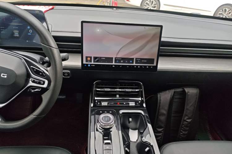 Used Wuling Xingguang 2023 70 Standard Edition Audio And AC Panel