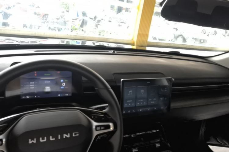 Used Wuling Xingguang 2023 70 Standard Edition Center Console