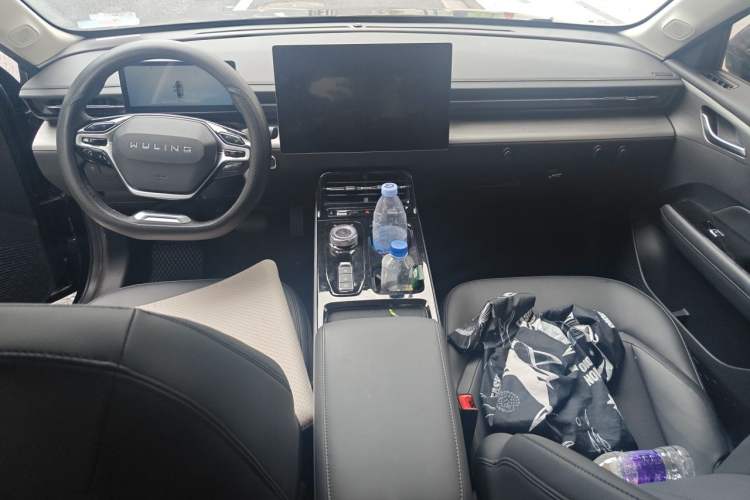 Used Wuling Xingguang 2023 150 Advanced Edition Center Console