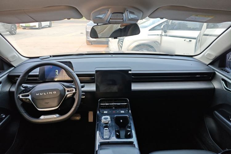 Used Wuling Xingguang 2023 70 Standard Edition Center Console
