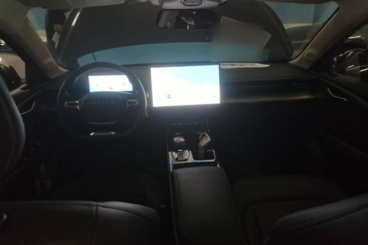 Used Wuling Xingguang 2023 150 Advanced Edition Center Console