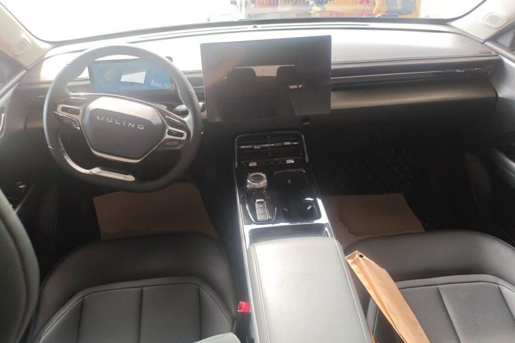 Used Wuling Xingguang 2023 150 Advanced Edition Center Console
