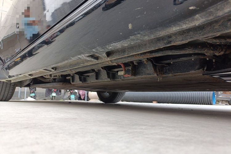 Used Wuling Xingguang 2023 70 Standard Edition Chassis Front Right