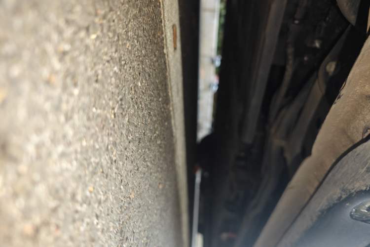 Used Wuling Xingguang 2023 70 Standard Edition Chassis Rear Right